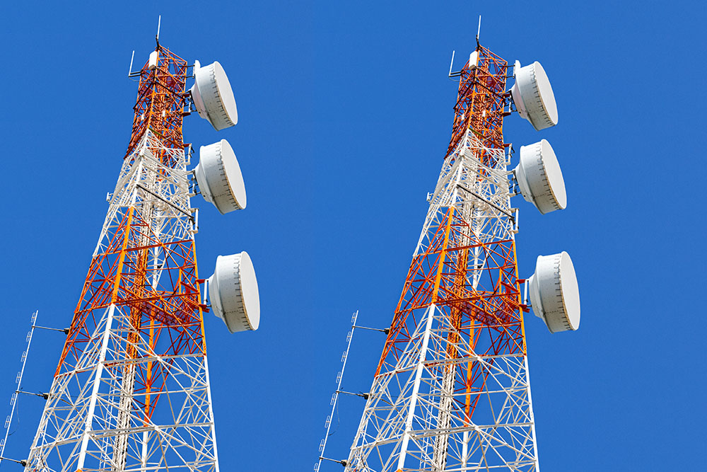 I.T & TELECOMMUNICATIONS